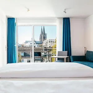 Haus Am Dom - Und Keulen
