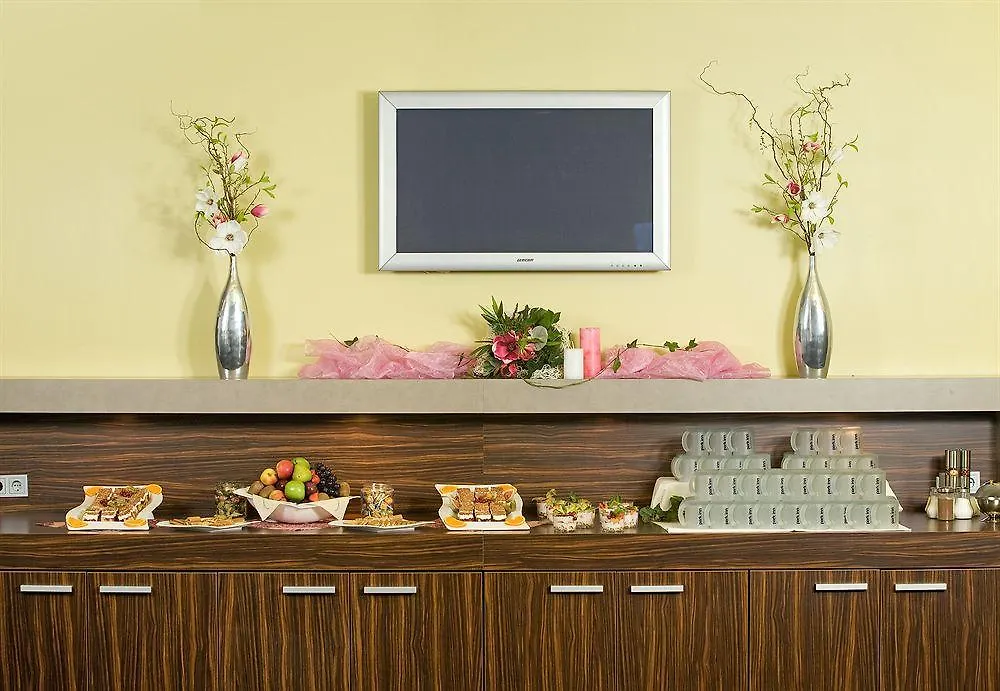 Mercure Hotel Koeln Belfortstrasse Germany